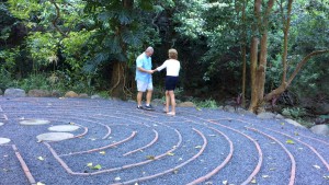coupleonlabyrinth